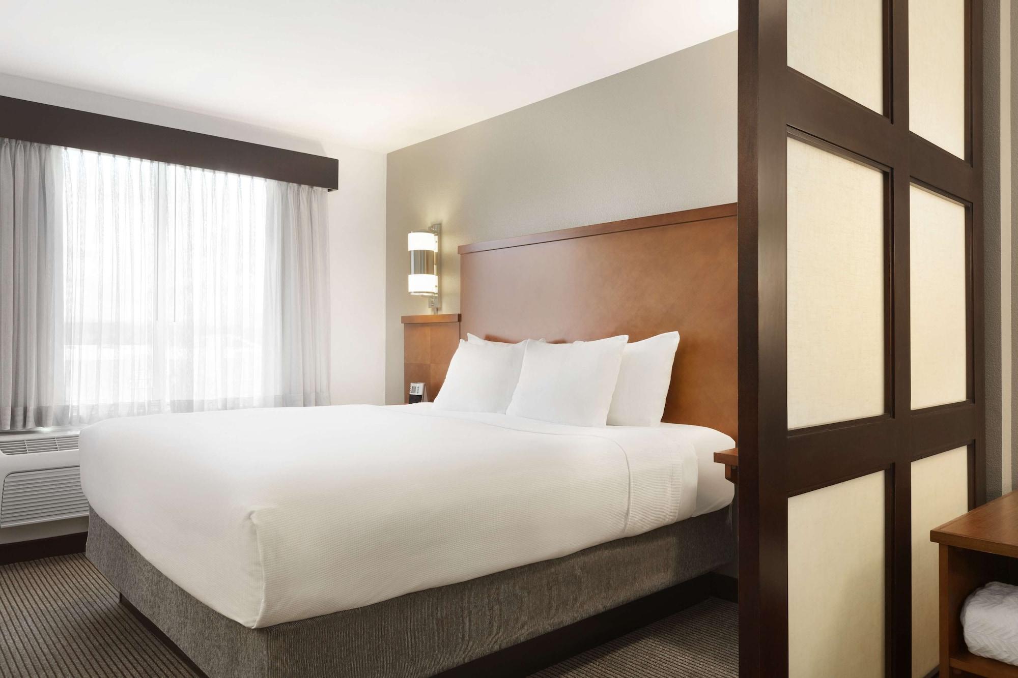 Hyatt Place Portland Airport/Cascade Station Bagian luar foto