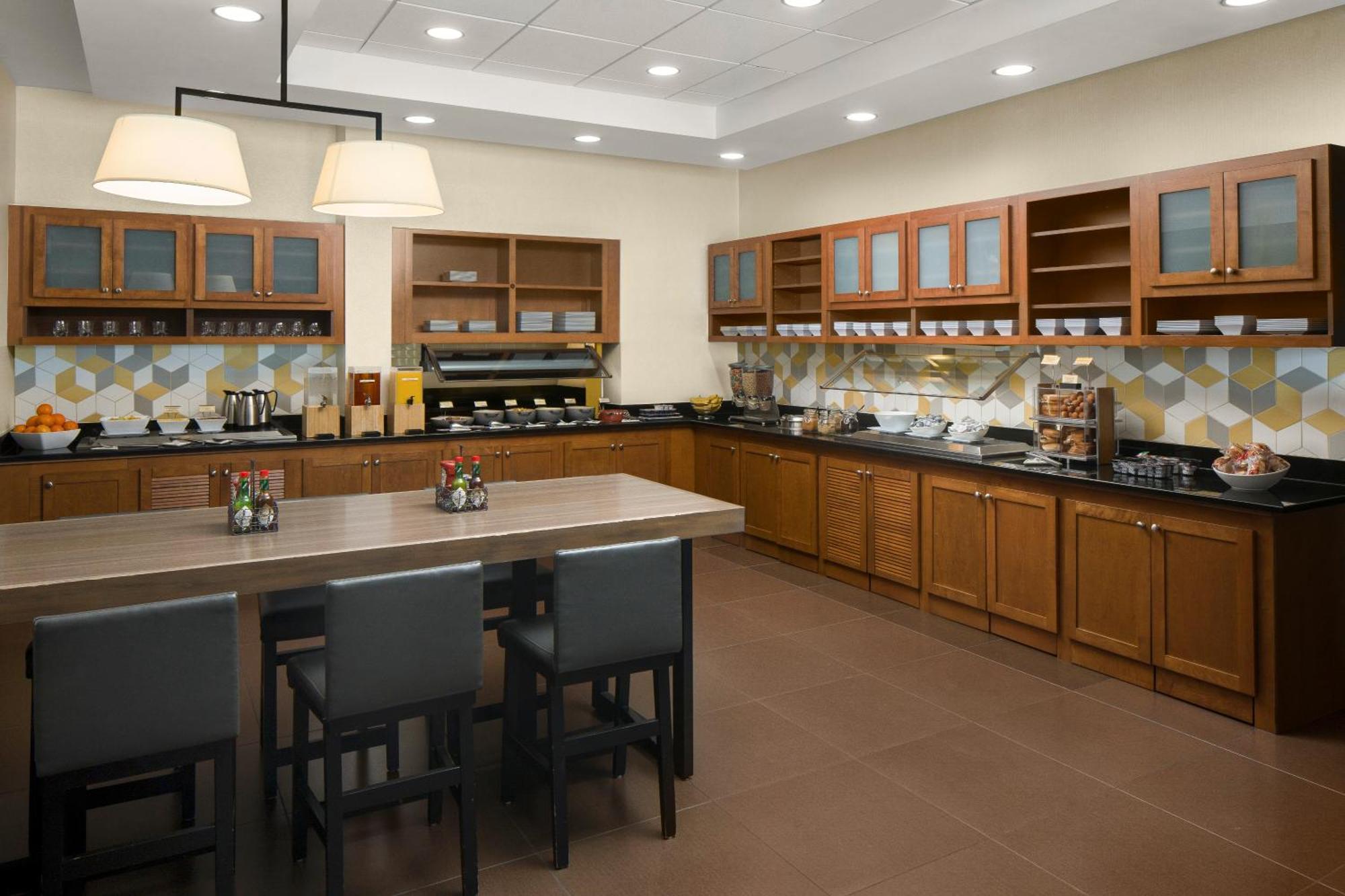 Hyatt Place Portland Airport/Cascade Station Bagian luar foto