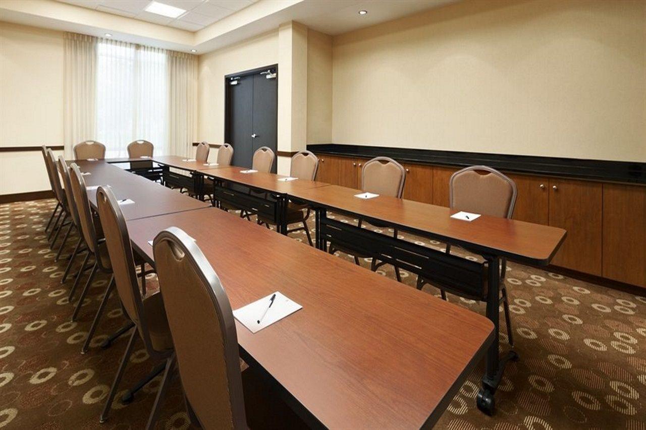 Hyatt Place Portland Airport/Cascade Station Bagian luar foto