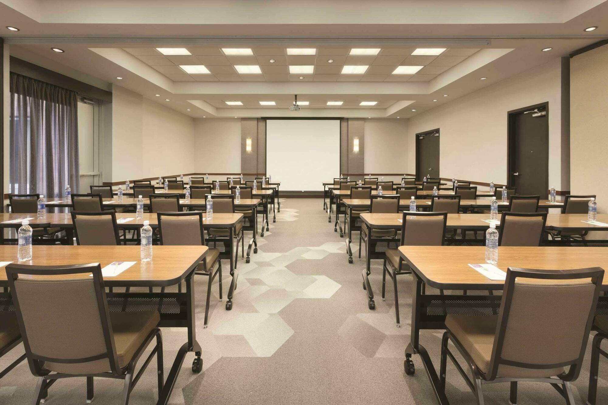 Hyatt Place Portland Airport/Cascade Station Bagian luar foto